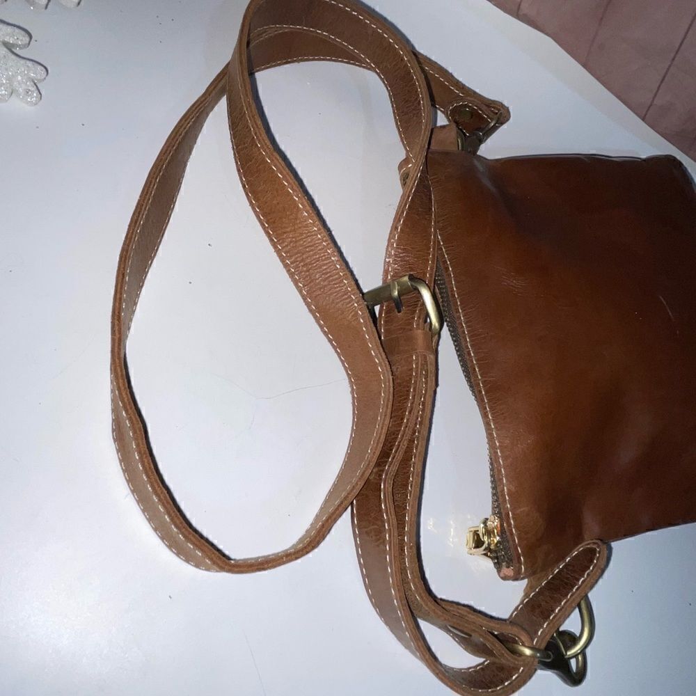 UNOETH Leather Crossbody Brown Small - Picture 6 of 10